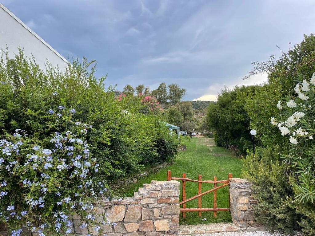 Villa Gegi Budoni Exterior foto